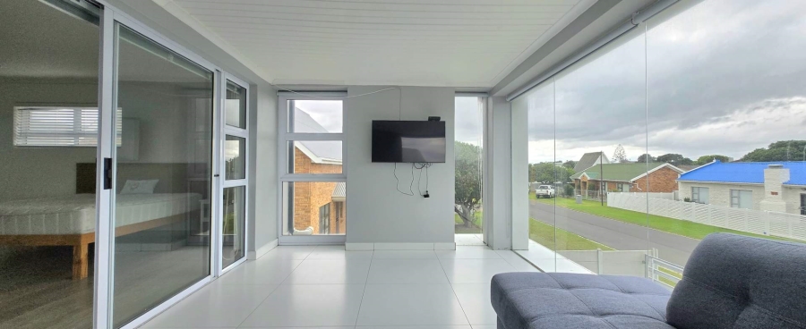 4 Bedroom Property for Sale in Franskraal Western Cape